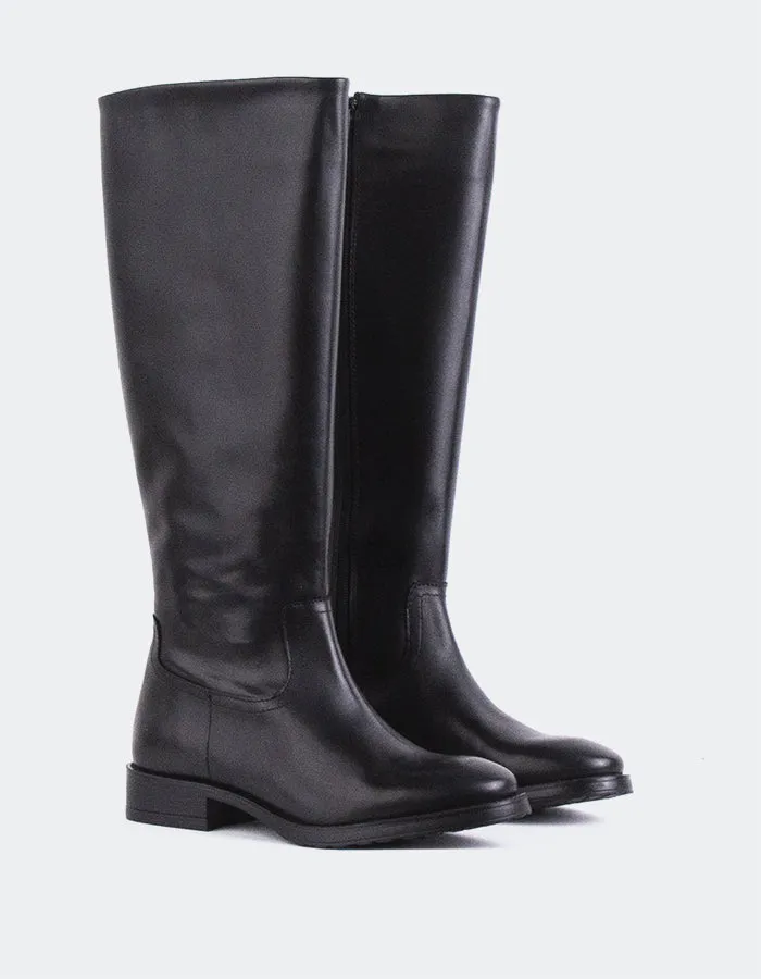 Delorre Black Leather