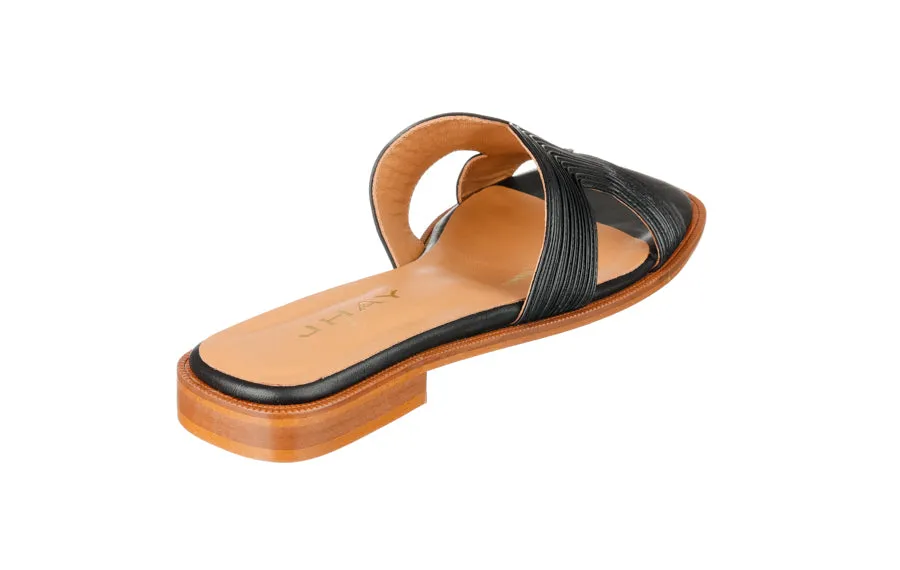 Hay Pleat Black
