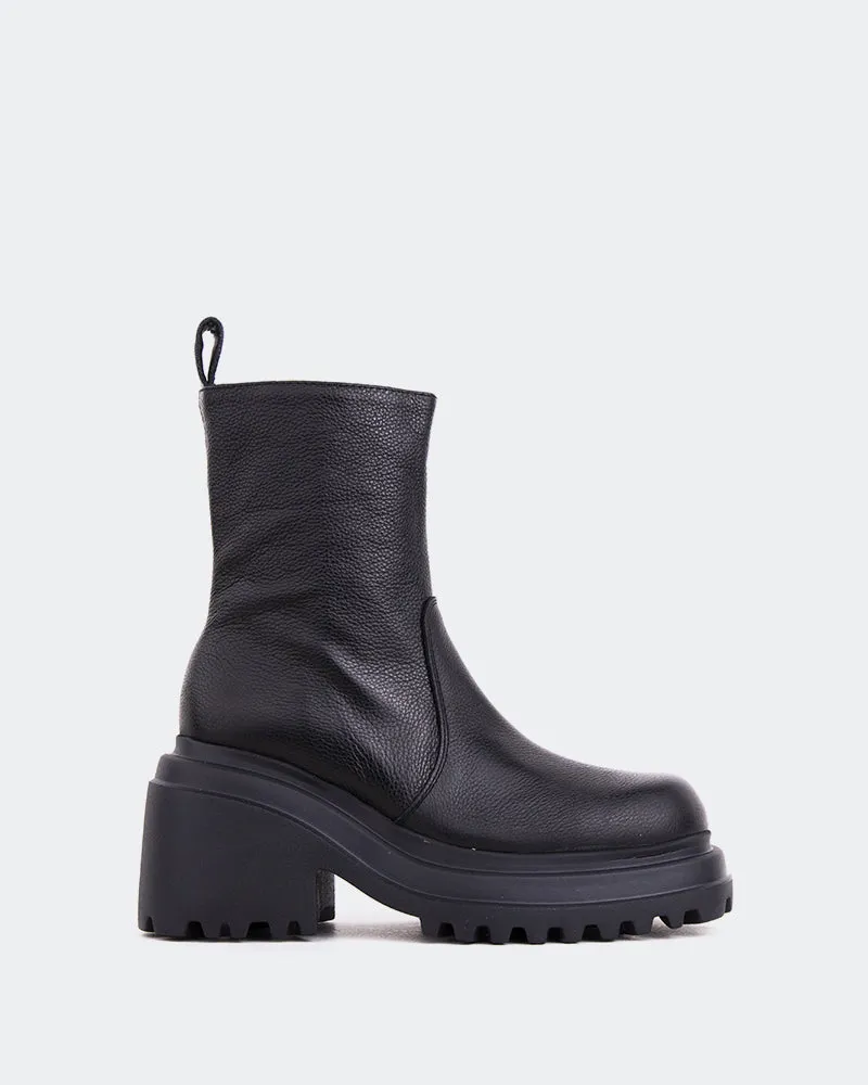 Ike Black Leather
