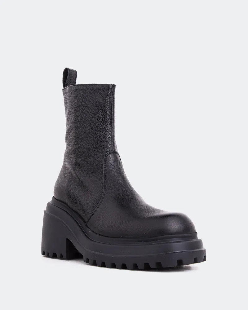 Ike Black Leather