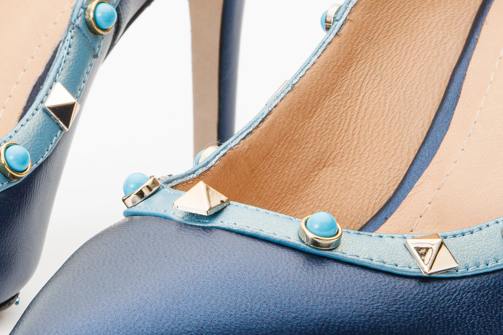The Tikapur Blue Leather Pump Women Shoe
